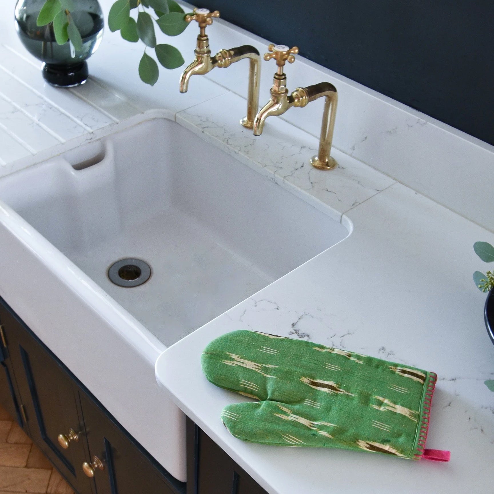 Larisa Oven Gloves - Set of 2